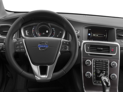 2015 Volvo V60 Cross Country T5