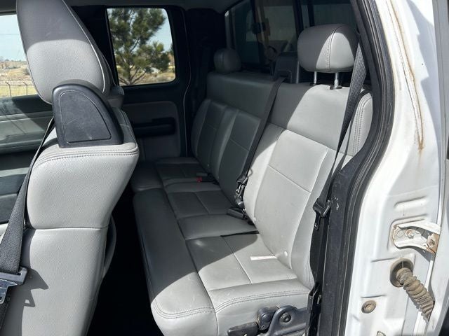 2004 Ford F-150 Lariat