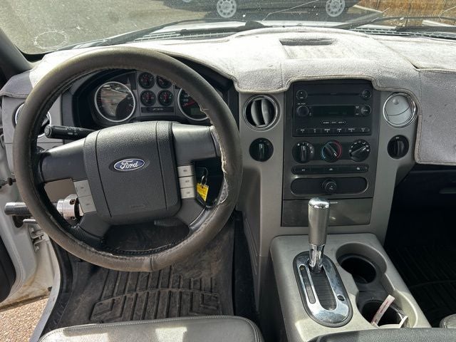 2004 Ford F-150 Lariat