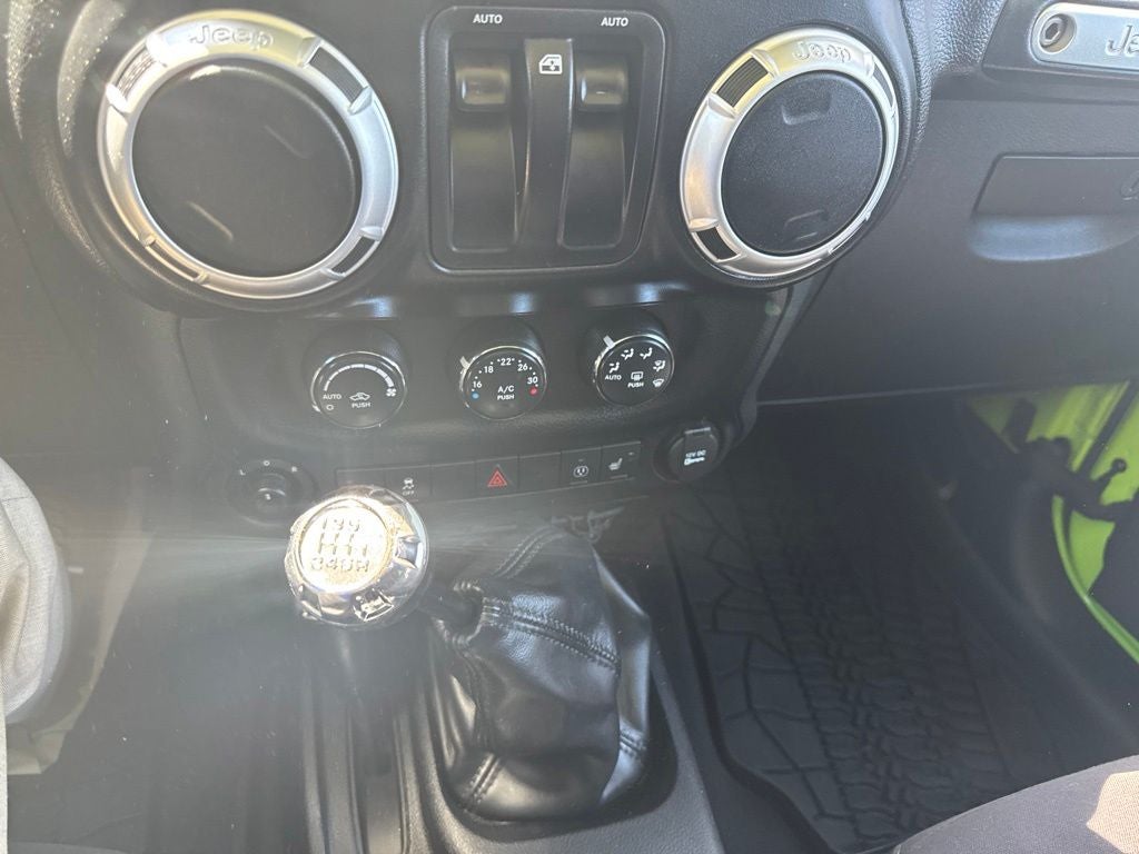2013 Jeep Wrangler Sahara