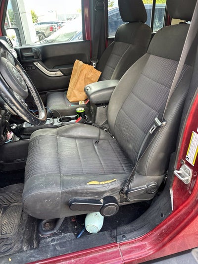 2012 Jeep Wrangler Unlimited Unlimited Sahara