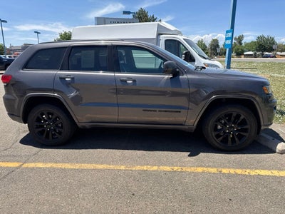 2017 Jeep Grand Cherokee Altitude