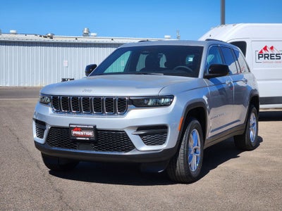 2026 Jeep Grand Cherokee GRAND CHEROKEE LAREDO X 4X4