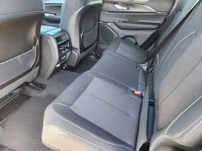 2026 Jeep Grand Cherokee GRAND CHEROKEE LAREDO X 4X4