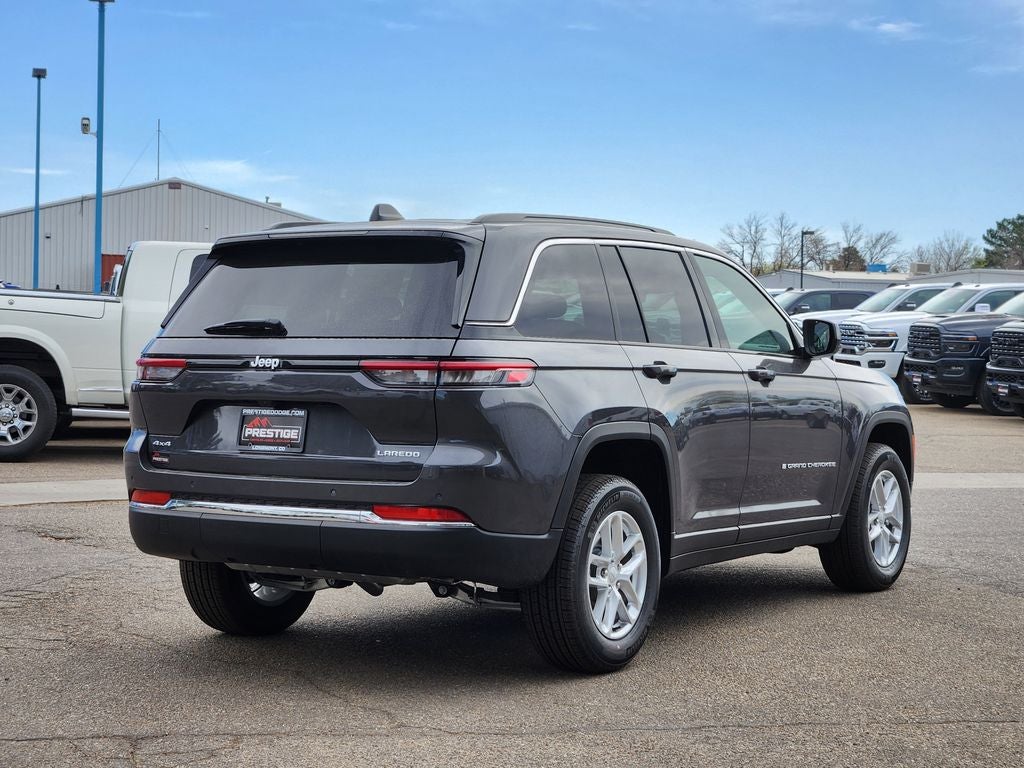 2026 Jeep Grand Cherokee GRAND CHEROKEE LAREDO 4X4