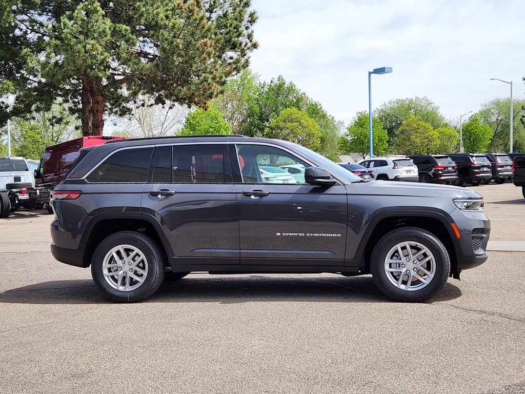 2026 Jeep Grand Cherokee GRAND CHEROKEE LAREDO X 4X4