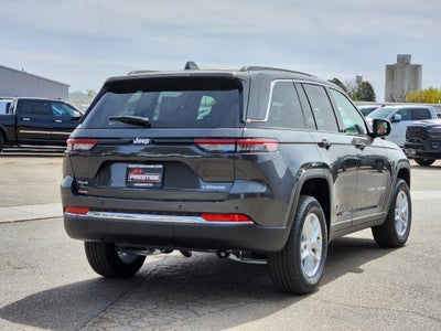 2026 Jeep Grand Cherokee GRAND CHEROKEE LAREDO X 4X4