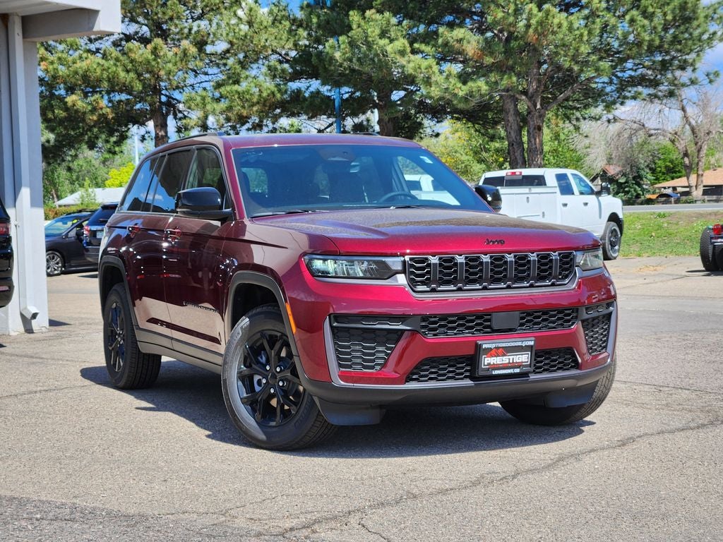 2026 Jeep Grand Cherokee GRAND CHEROKEE LAREDO ALTITUDE 4X4