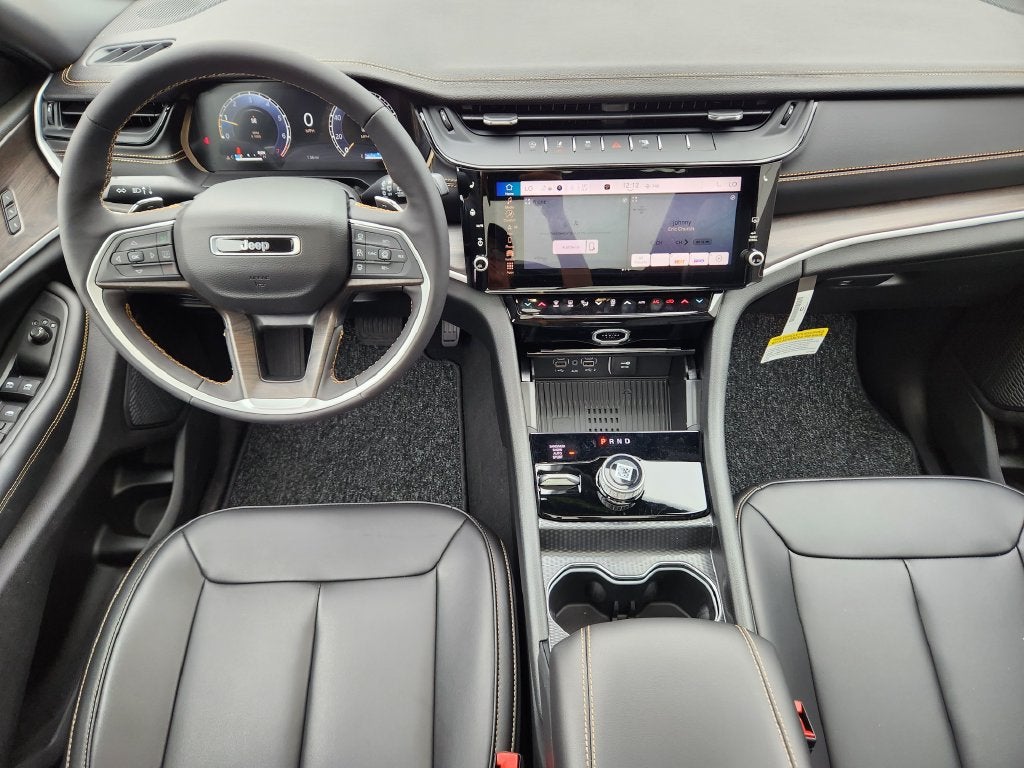 2026 Jeep Grand Cherokee 85th Anniversary Edition