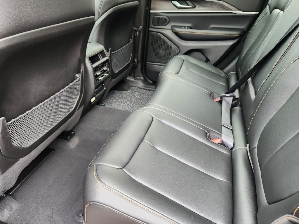 2026 Jeep Grand Cherokee 85th Anniversary Edition