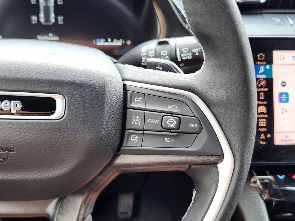 2026 Jeep Grand Cherokee Limited Reserve