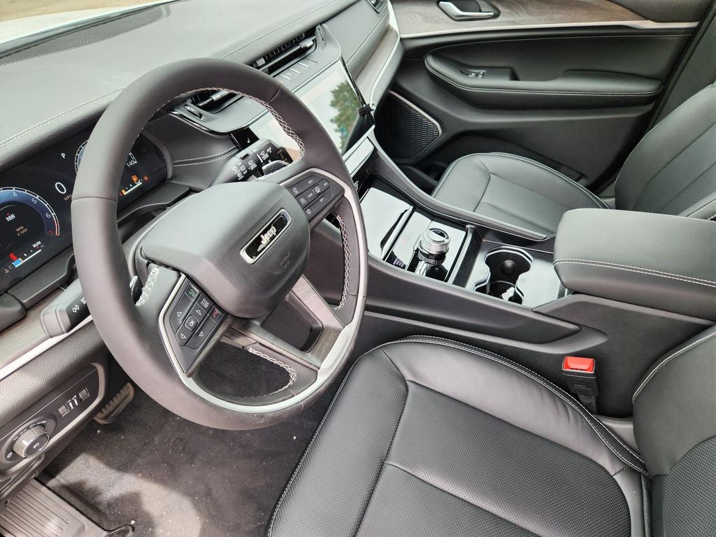 2026 Jeep Grand Cherokee Limited Reserve