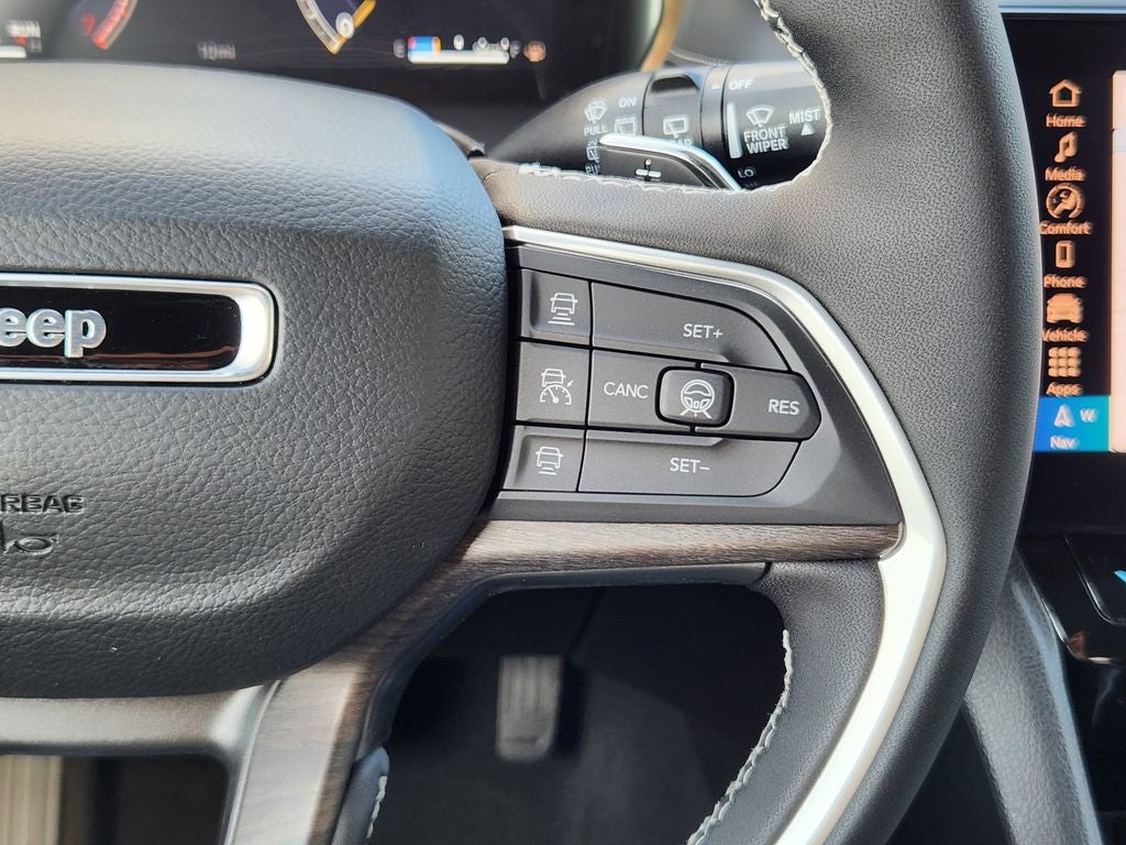 2026 Jeep Grand Cherokee GRAND CHEROKEE LIMITED RESERVE 4X4