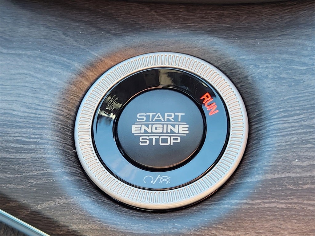 2025 Jeep Grand Cherokee GRAND CHEROKEE OVERLAND 4X4