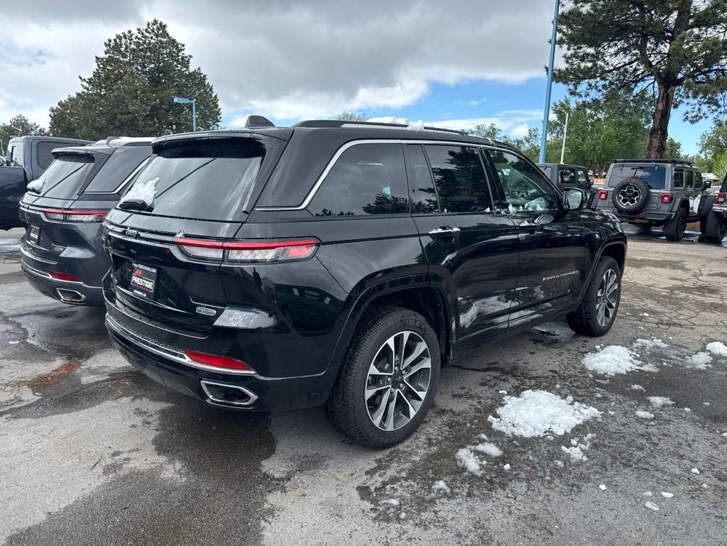 2022 Jeep Grand Cherokee Overland 4x4