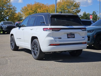 2027 Jeep Grand Cherokee Summit