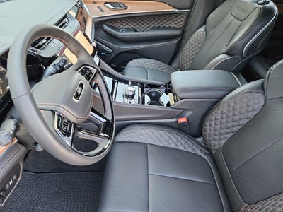 2027 Jeep Grand Cherokee Summit
