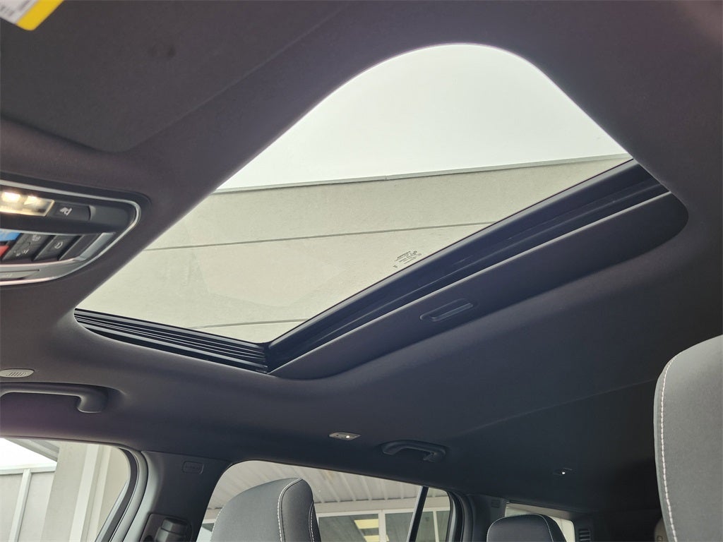 2025 Jeep Grand Cherokee GRAND CHEROKEE L LAREDO X 4X4