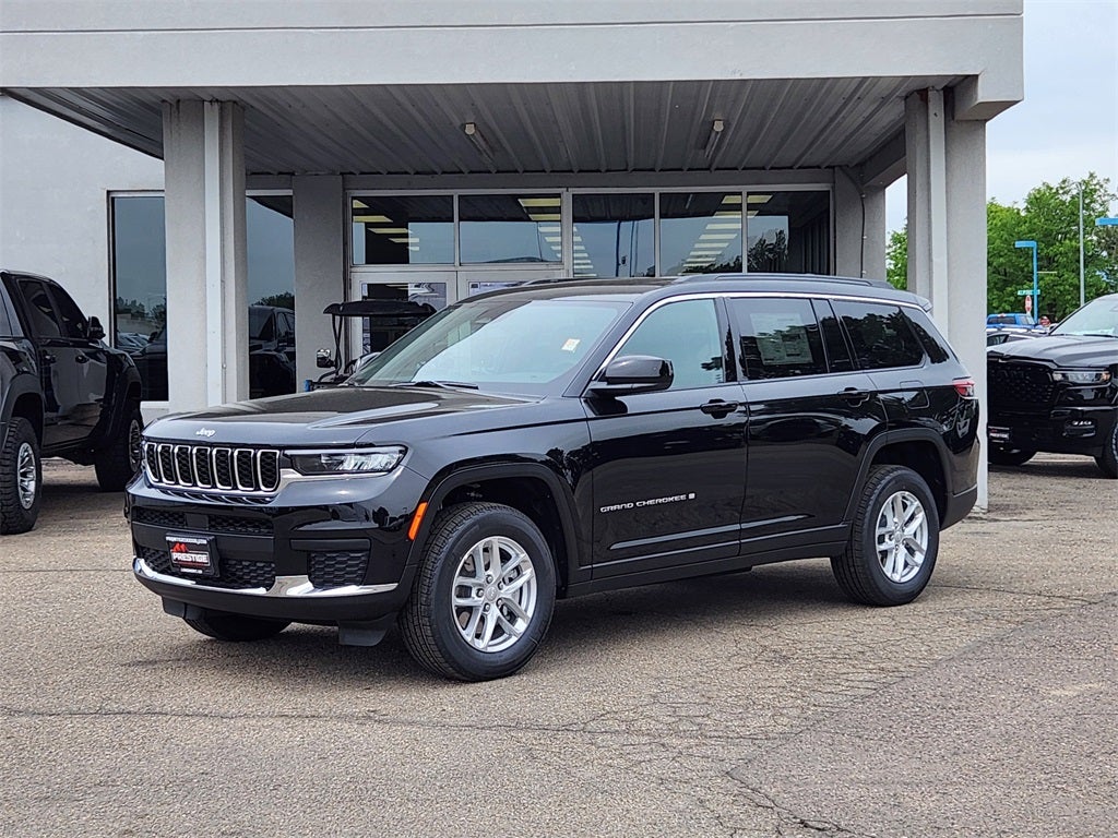 2025 Jeep Grand Cherokee GRAND CHEROKEE L LAREDO X 4X4