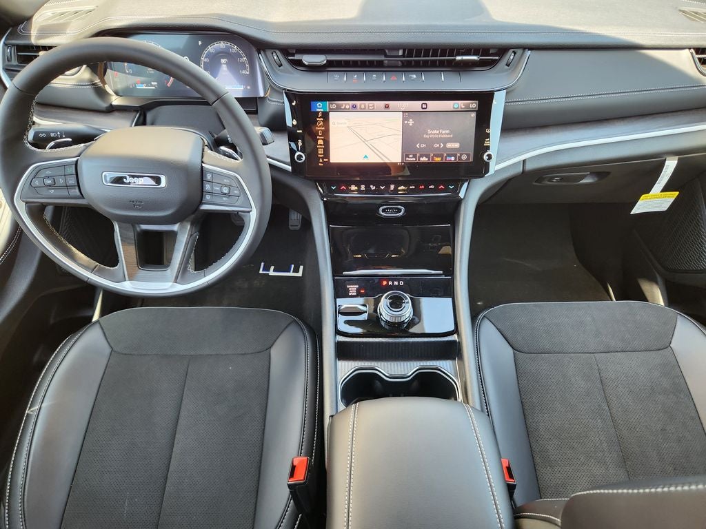 2026 Jeep Grand Cherokee GRAND CHEROKEE L LAREDO ALTITUDE 4X4