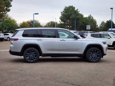 2026 Jeep Grand Cherokee 85th Anniversary Edition