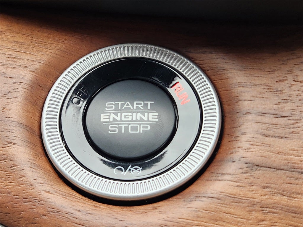 2025 Jeep Grand Cherokee GRAND CHEROKEE L SUMMIT RESERVE 4X4