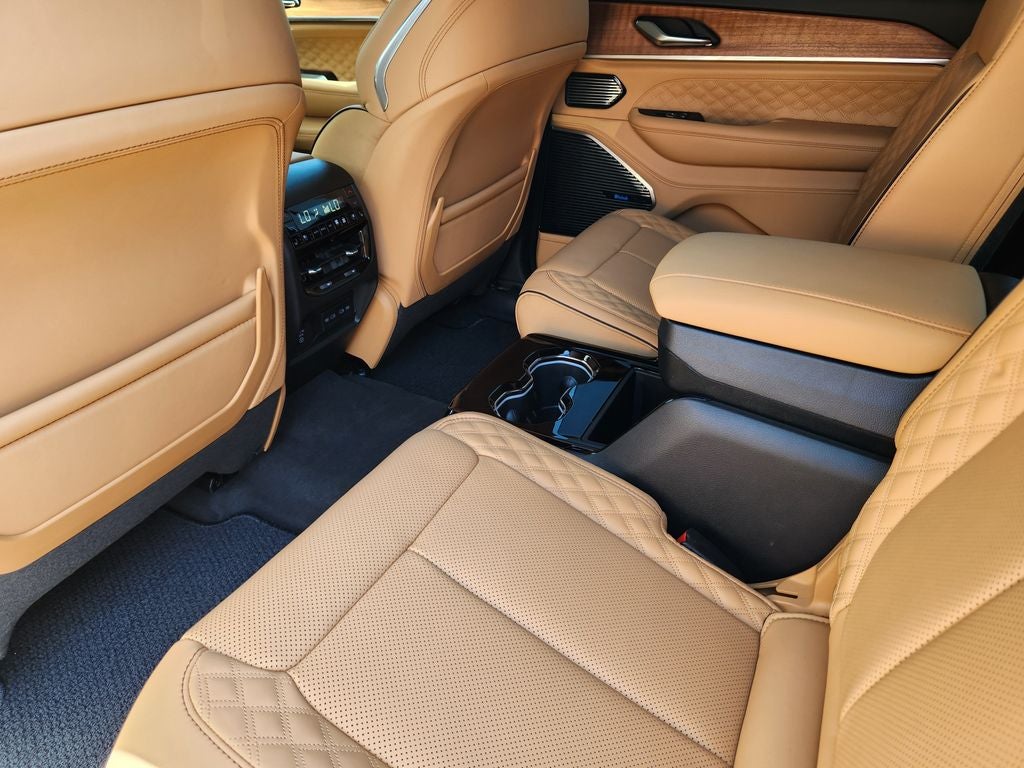 2026 Jeep Grand Cherokee L Summit