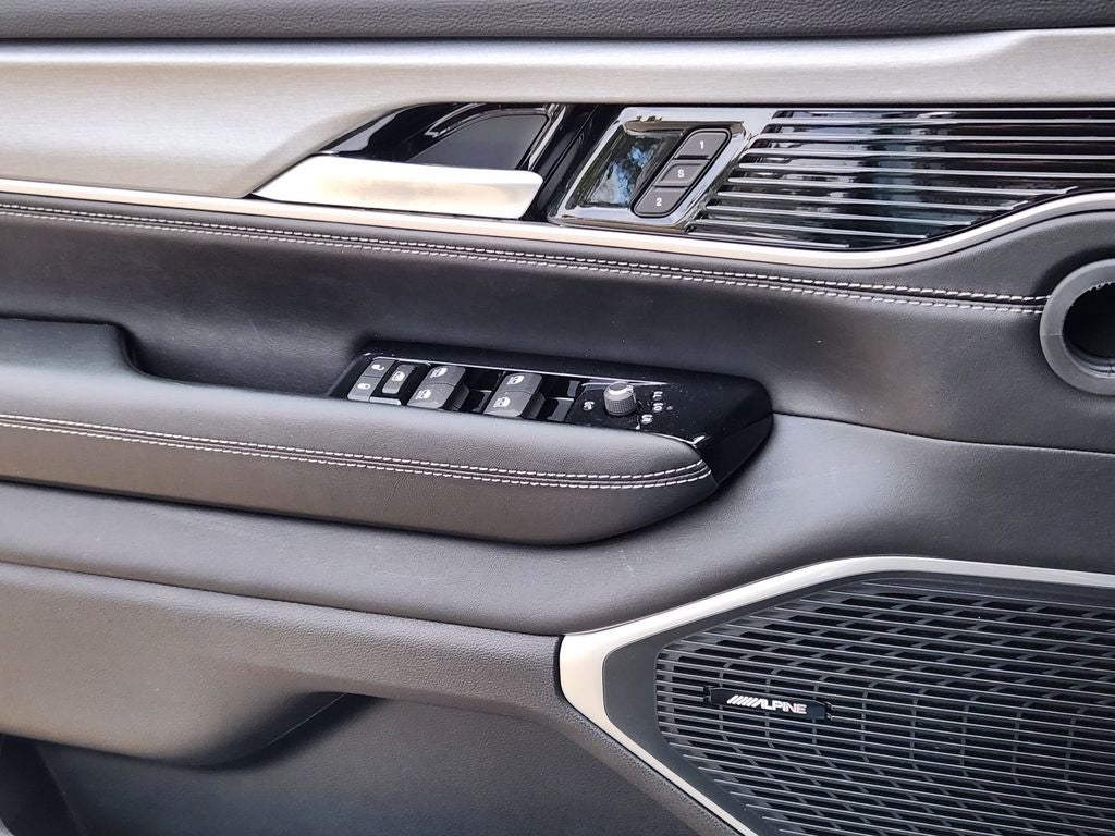 2026 Jeep Grand Wagoneer GRAND WAGONEER L LIMITED ALTITUDE 4X4