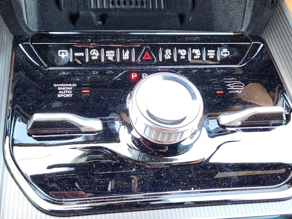 2026 Jeep Grand Wagoneer Summit Reserve