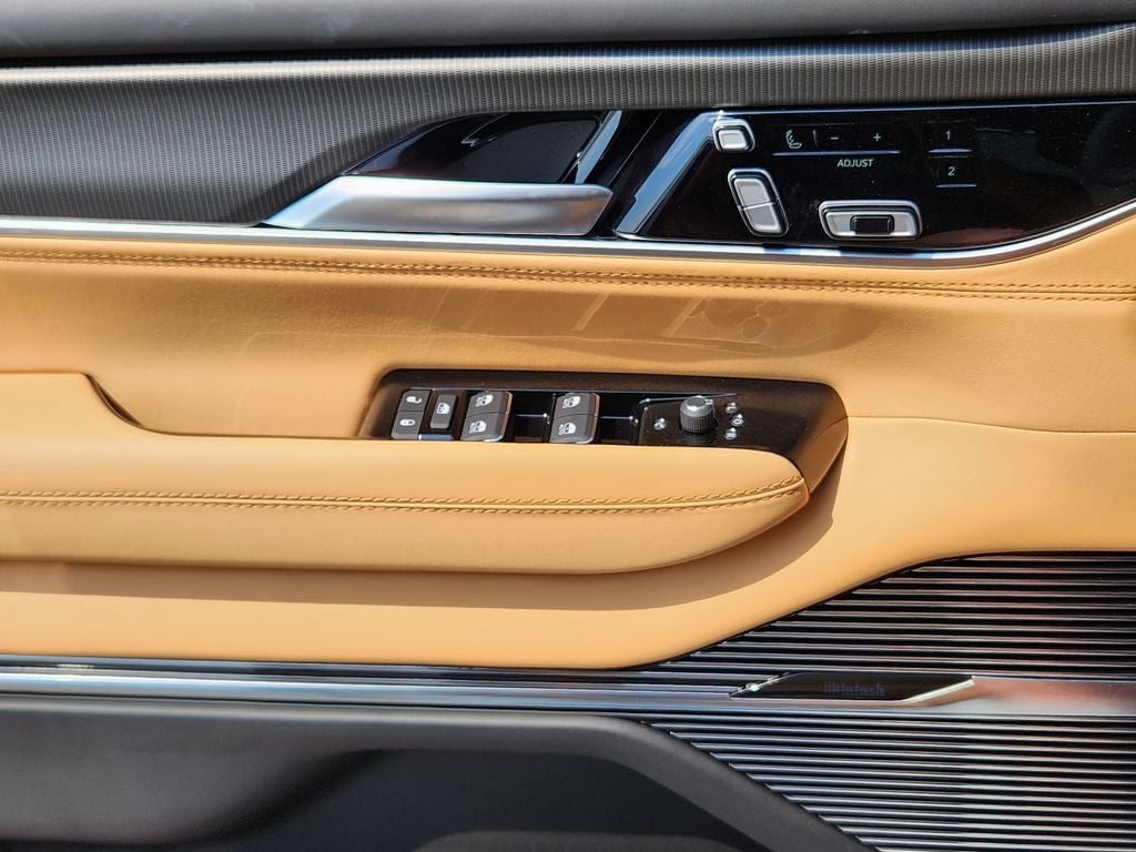 2026 Jeep Grand Wagoneer Summit Reserve
