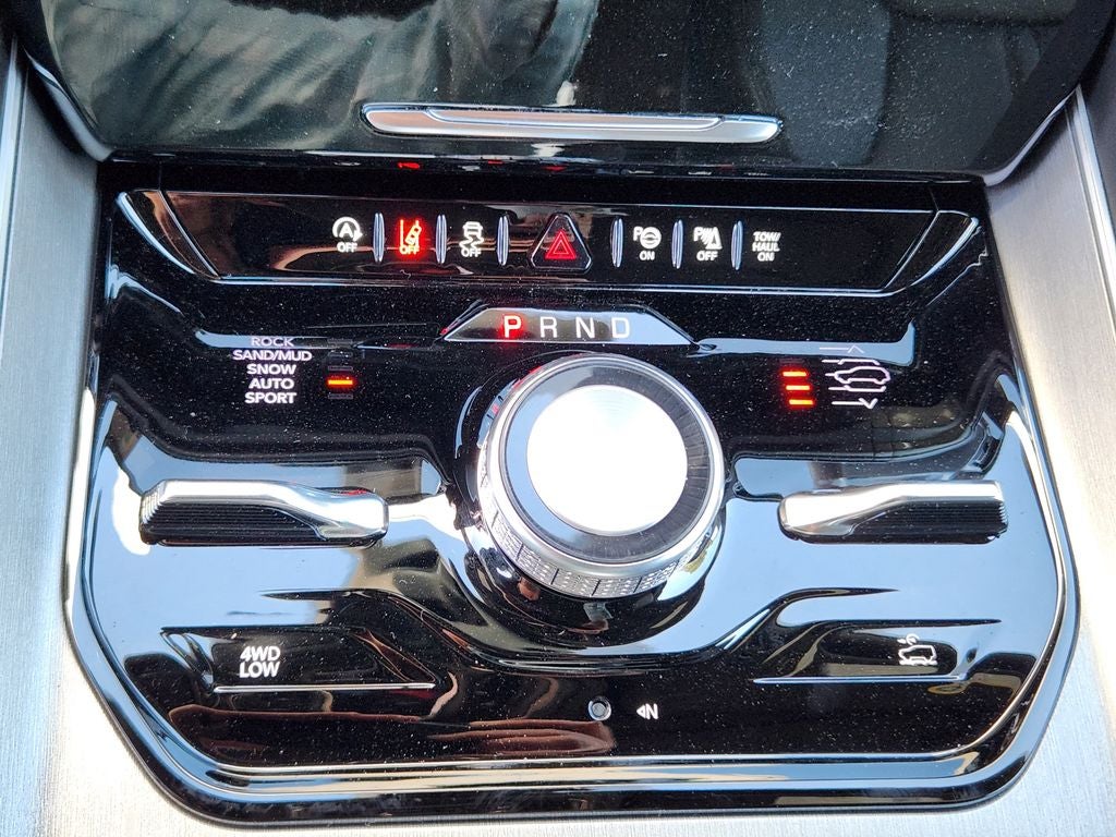 2026 Jeep Grand Wagoneer GRAND WAGONEER UPLAND 4X4