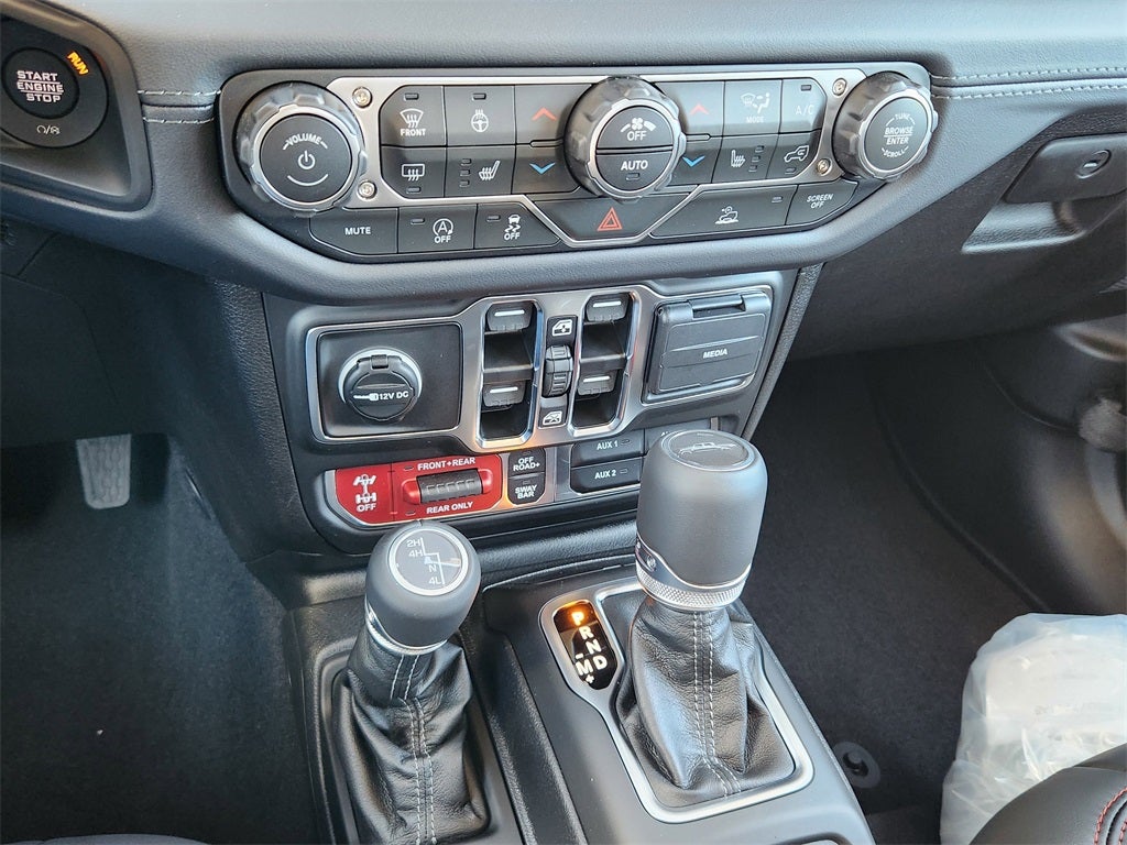 2025 Jeep Gladiator GLADIATOR RUBICON 4X4