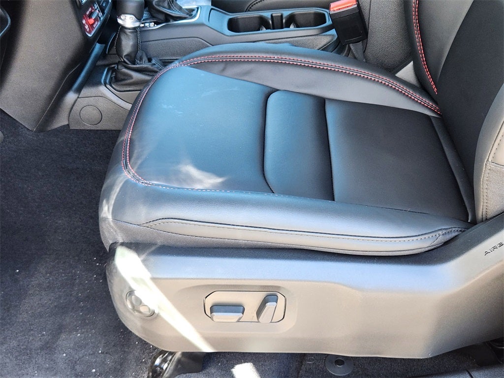 2025 Jeep Gladiator GLADIATOR RUBICON 4X4