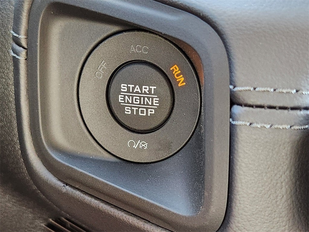 2025 Jeep Gladiator GLADIATOR RUBICON 4X4