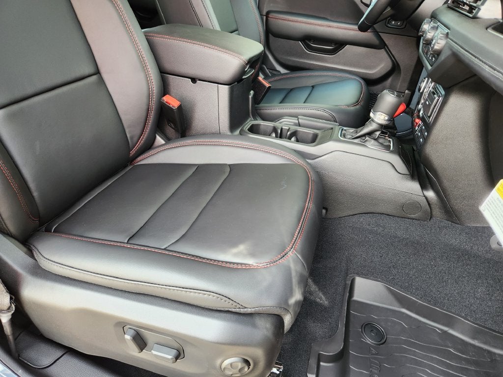2026 Jeep Gladiator Shadow Ops