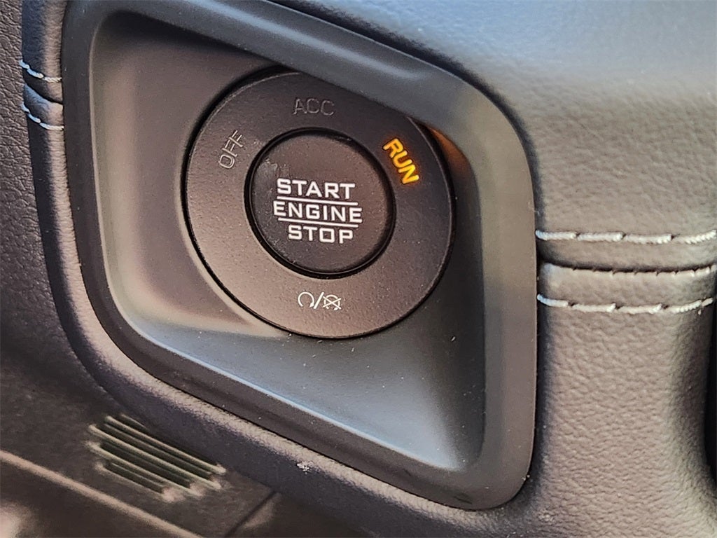 2025 Jeep Gladiator GLADIATOR MOJAVE 4X4