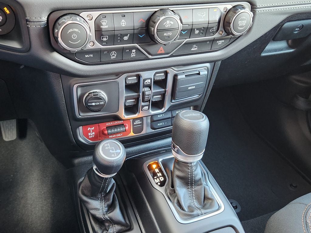 2026 Jeep Gladiator GLADIATOR MOJAVE 4X4