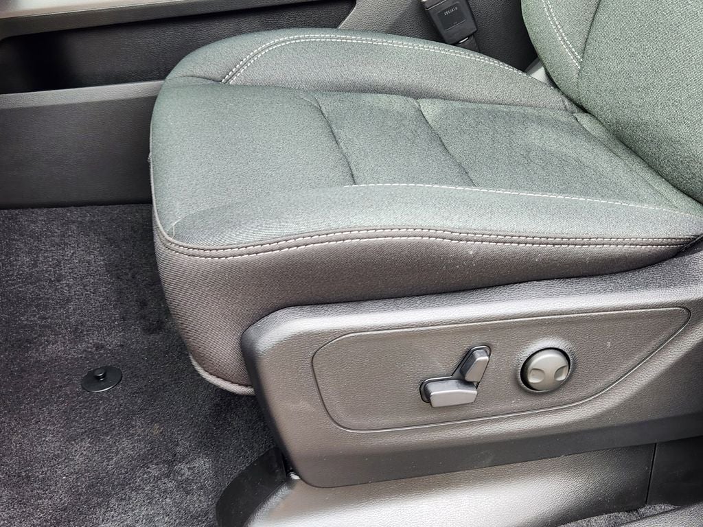 2026 RAM 1500 RAM 1500 BIG HORN QUAD CAB 4X4 6'4' BOX