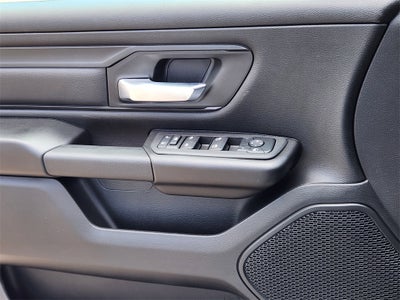 2025 RAM 1500 RAM 1500 TRADESMAN CREW CAB 4X4 5'7' BOX