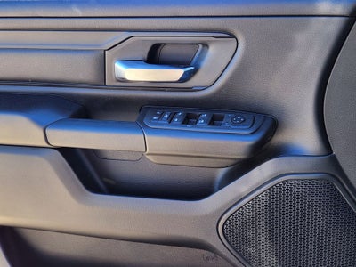 2025 RAM 1500 Tradesman Crew Cab 4x4 5'7' Box