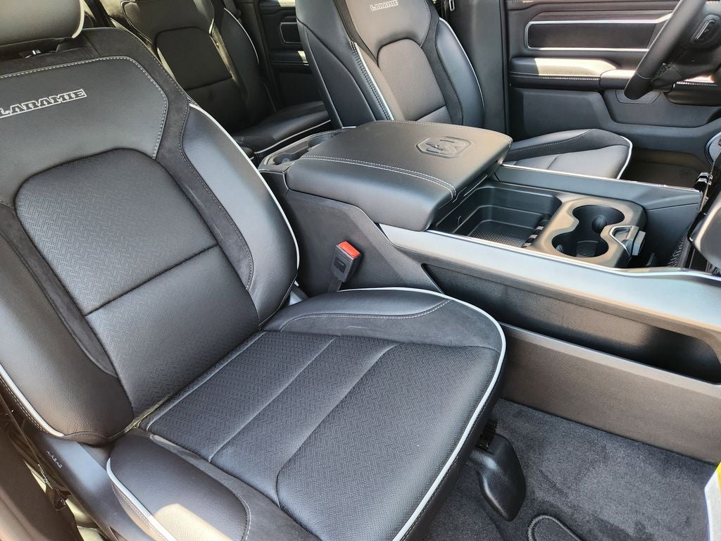 2026 RAM 1500 RAM 1500 LARAMIE CREW CAB 4X4 5'7' BOX
