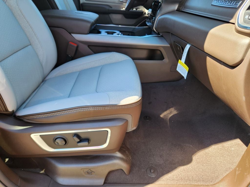 2026 RAM 1500 RAM 1500 LARAMIE CREW CAB 4X4 5'7' BOX