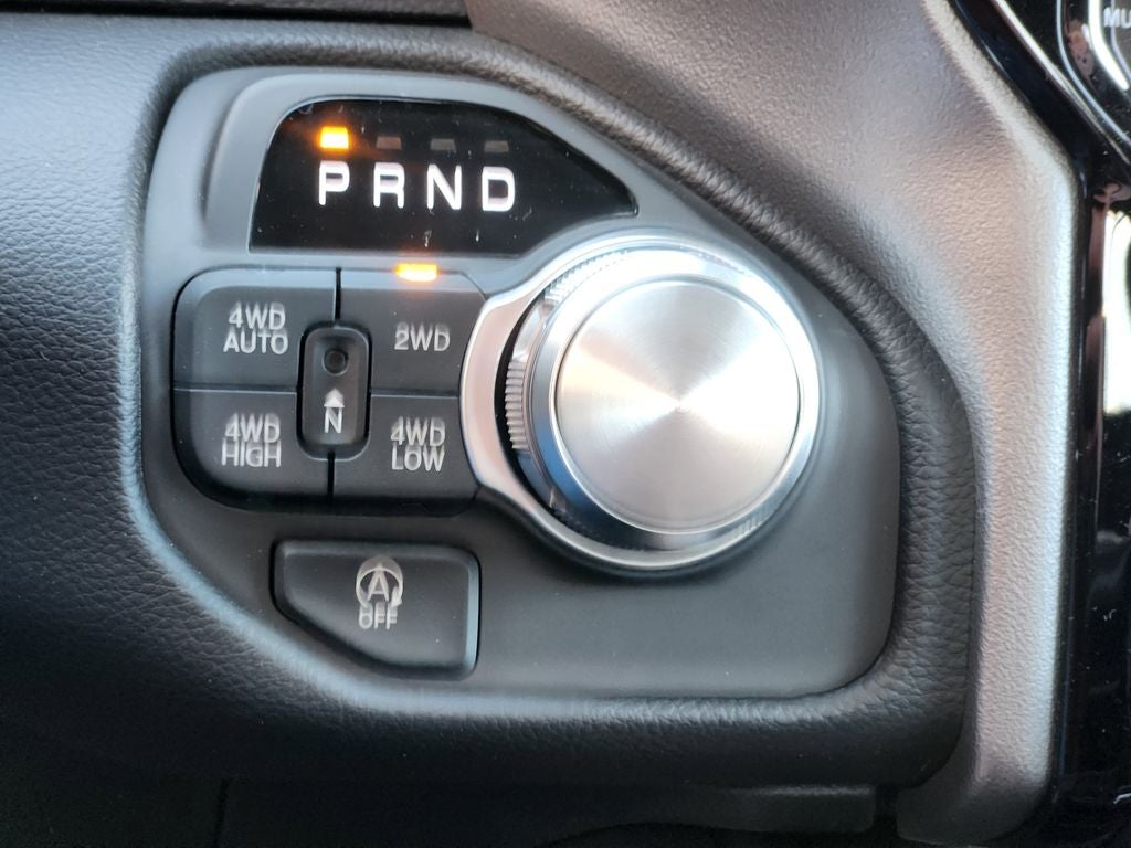 2026 RAM 1500 RAM 1500 LARAMIE CREW CAB 4X4 6'4' BOX