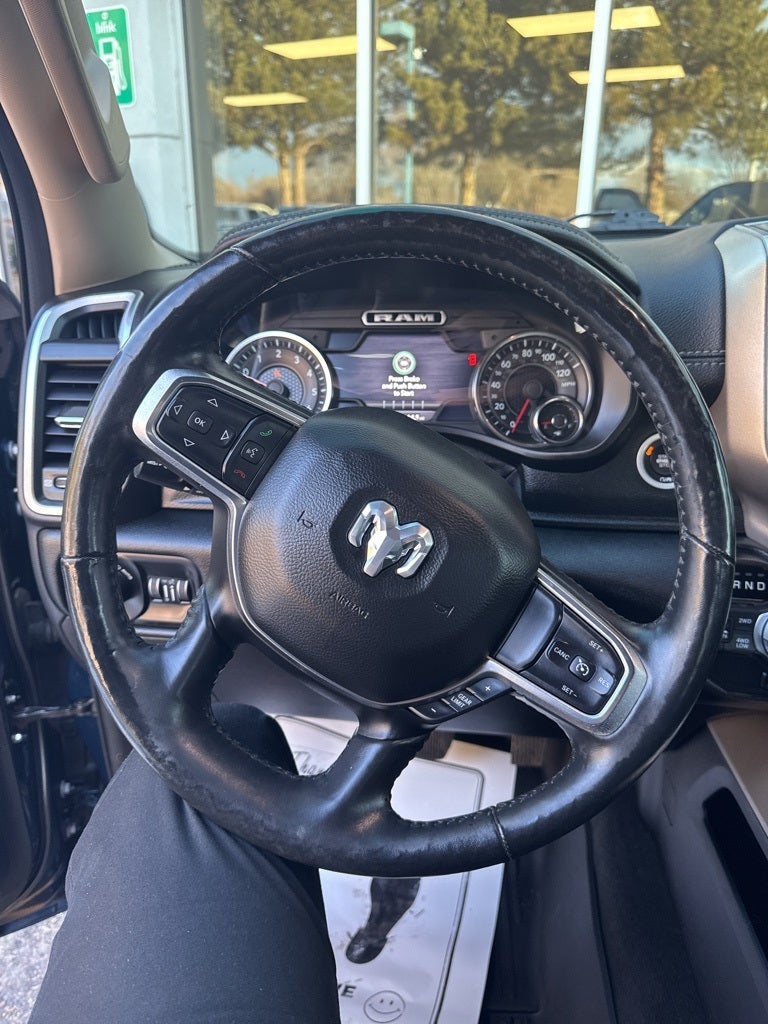 2019 RAM 1500 Laramie Crew Cab 4x4 6'4' Box