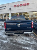 2019 RAM 1500 Laramie Crew Cab 4x4 6'4' Box