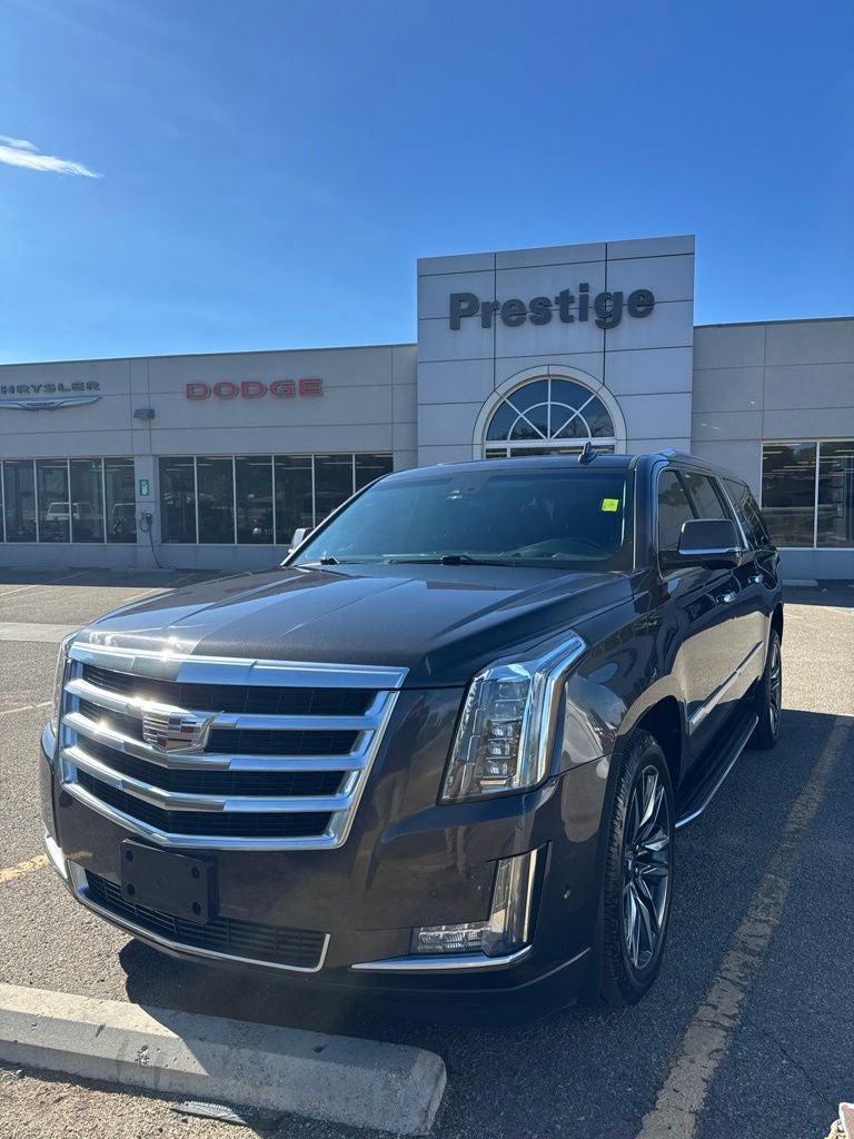 2017 Cadillac Escalade ESV Luxury