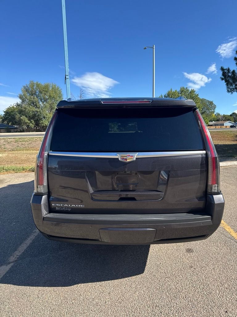 2017 Cadillac Escalade ESV Luxury