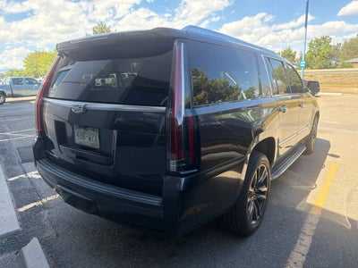 2017 Cadillac Escalade ESV Luxury
