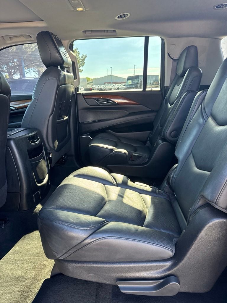 2017 Cadillac Escalade ESV Luxury