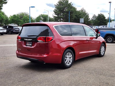 2025 Chrysler Pacifica PACIFICA SELECT